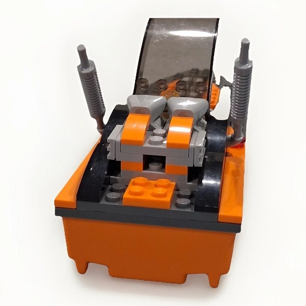 LEGO City Speedboat Orange Black Racing Boat with Pilot Minifigure 60005 21‎ - Picture 4 of 9